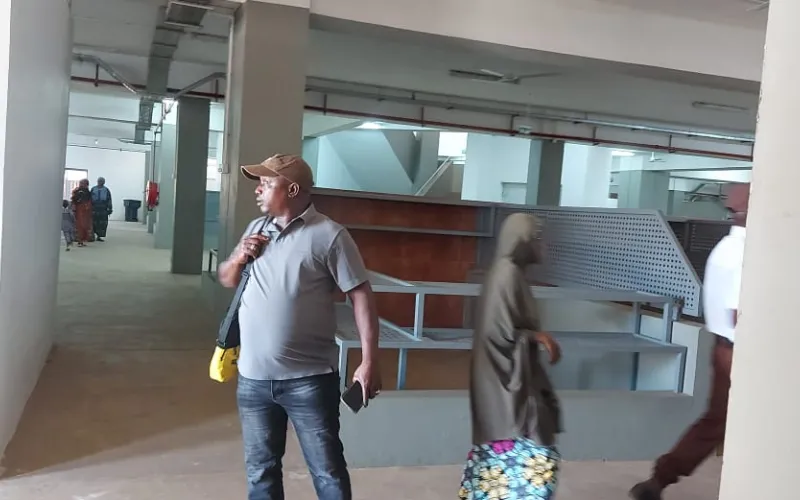 Djougou : Commerçants et usagers attendus à l’inauguration de la nouvelle galerie marchande ce samedi 1er novembre 2025